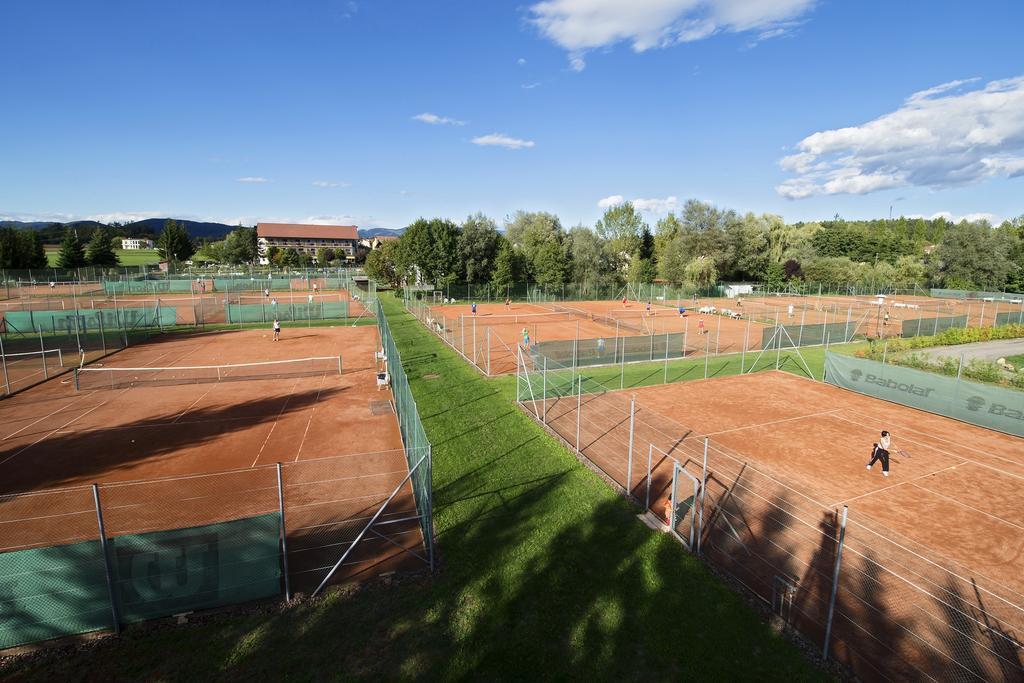Golf-Tennis-Wellnesshotel Mori Sankt Kanzian am Klopeiner See Εξωτερικό φωτογραφία